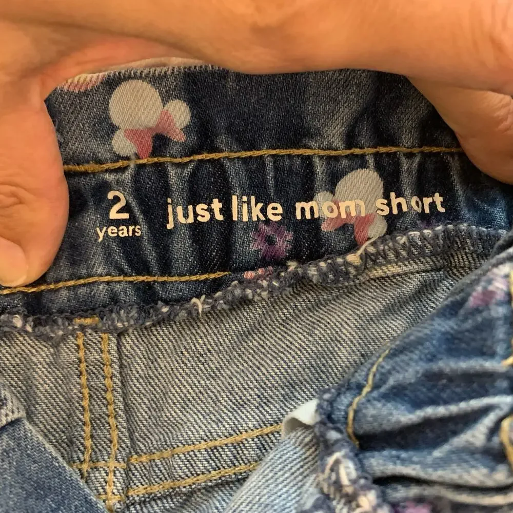 GAP Disney Minnie Mouse Just Like Mom Short medium blue denim